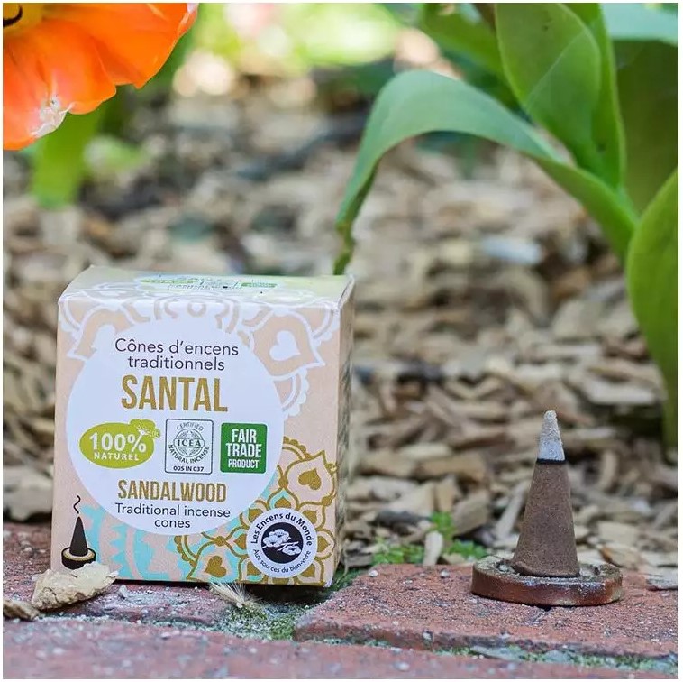 100% természetes füstölőkúp - meleg, fás, édes ellazító illat - megnyugvás, relaxáció, mély álmok